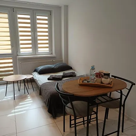 Trzy Korony Apartment *